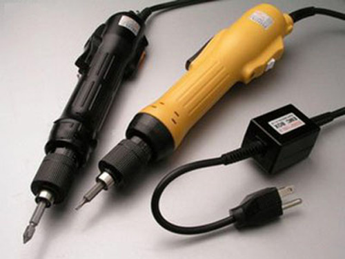 如何使用电动螺丝刀卸螺丝 16-6.jpg